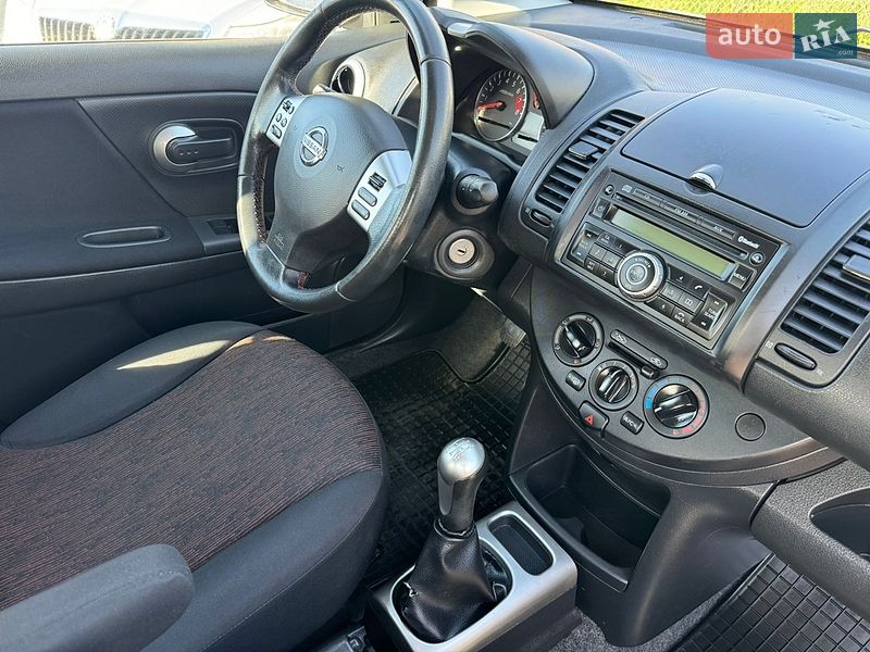 Хэтчбек Nissan Note 2009 в Хмельницком