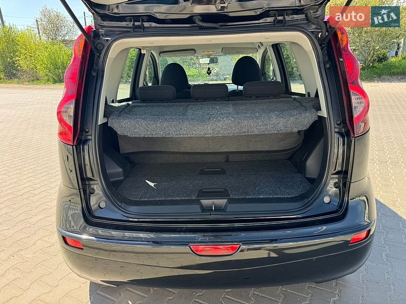 Хэтчбек Nissan Note 2009 в Хмельницком