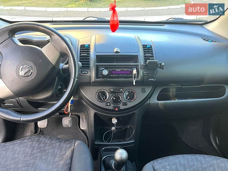 Хэтчбек Nissan Note 2007 в Луцке