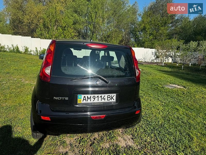 Хетчбек Nissan Note 2008 в Житомирі