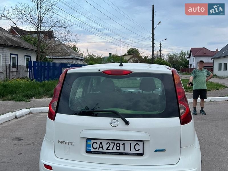 Хетчбек Nissan Note 2011 в Переяславі