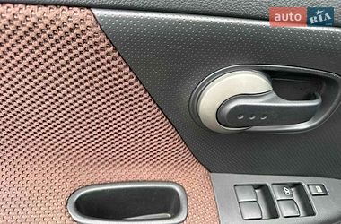 Хетчбек Nissan Note 2007 в Одесі