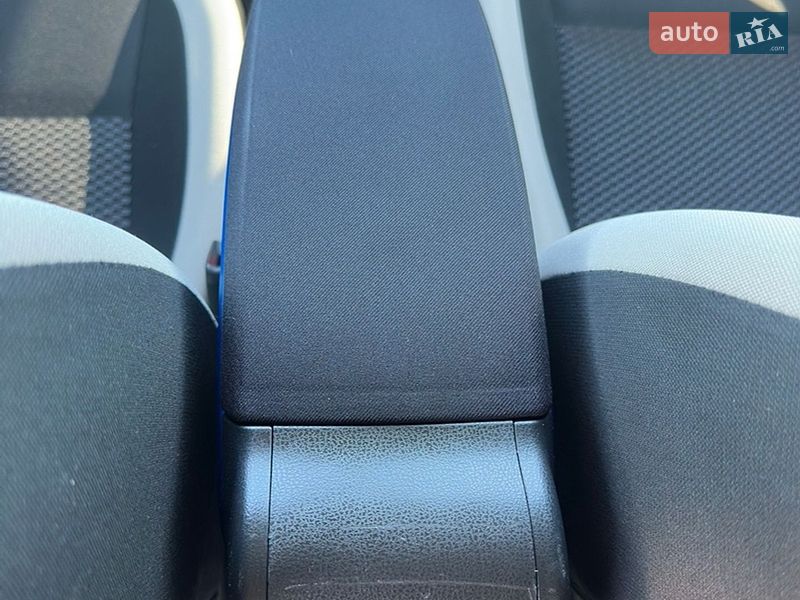 Хэтчбек Nissan Note 2019 в Киеве