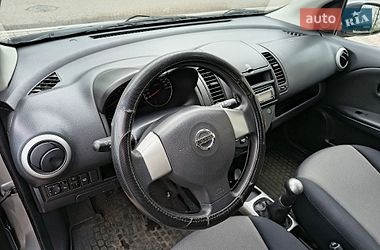 Хетчбек Nissan Note 2011 в Києві фото 12 Хетчбек Nissan Note 2011 в Києві