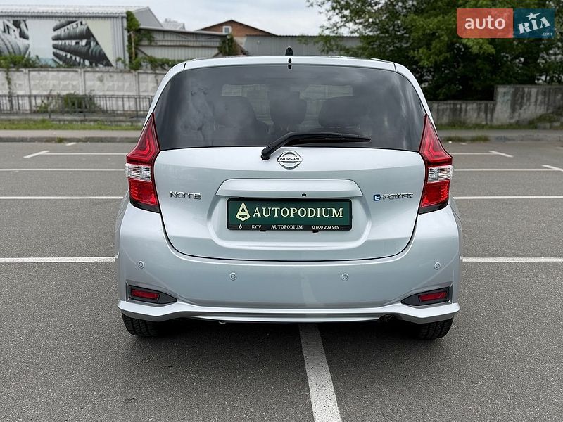 Хэтчбек Nissan Note 2016 в Киеве