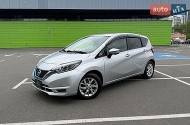 Хэтчбек Nissan Note 2016 в Киеве