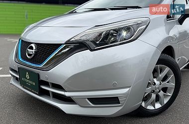Хэтчбек Nissan Note 2016 в Киеве