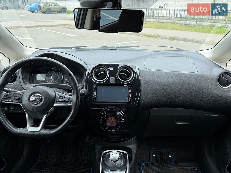 Хэтчбек Nissan Note 2016 в Киеве