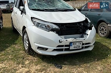 Хэтчбек Nissan Note 2017 в Березовке