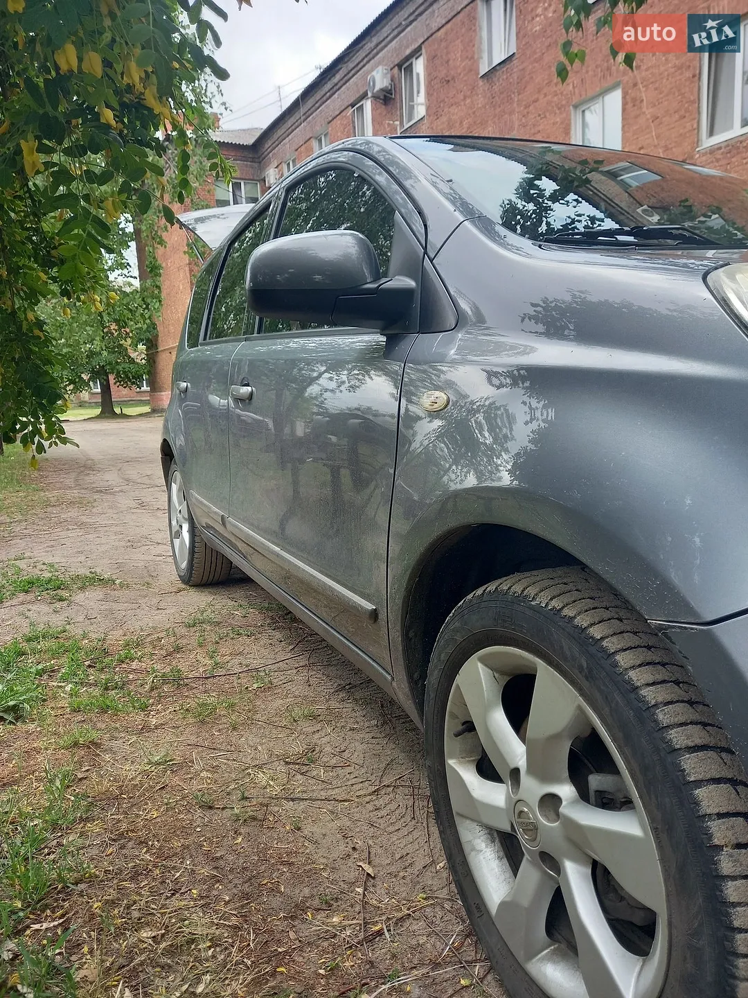 2010 Nissan Note - мініатюра 2