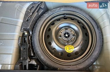 Хэтчбек Nissan Note 2011 в Виннице