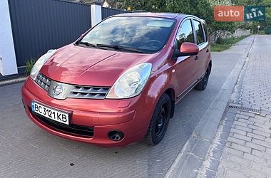 Хэтчбек Nissan Note 2008 в Львове