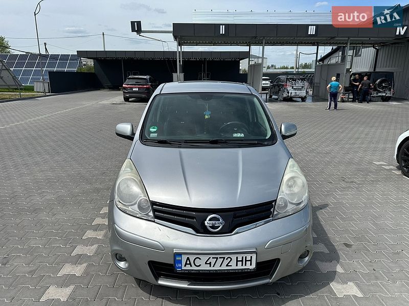 Хэтчбек Nissan Note 2009 в Владимире
