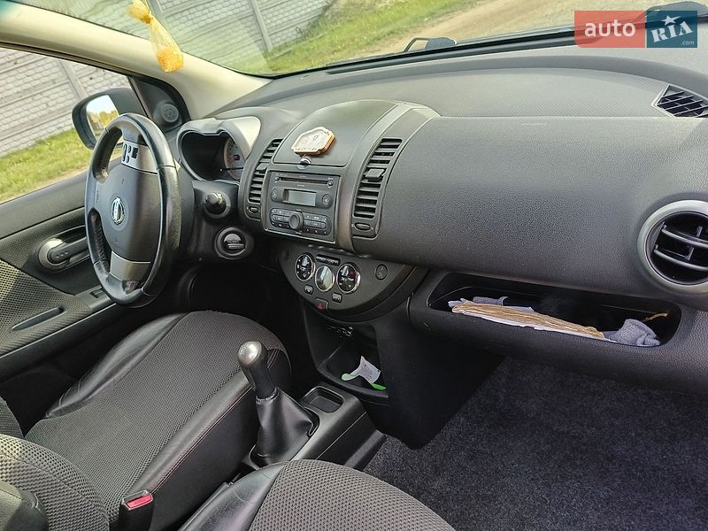 Хэтчбек Nissan Note 2006 в Чернигове