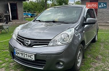 Хетчбек Nissan Note 2010 в Хмельницькому