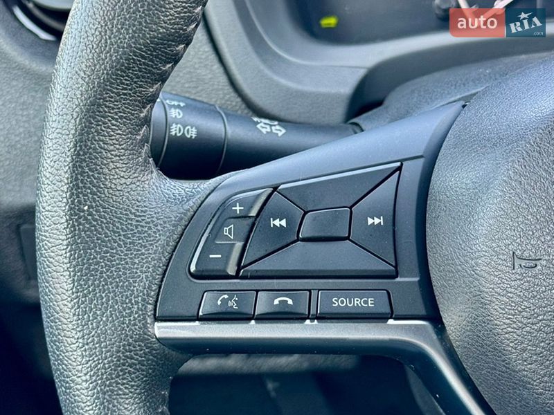 Хэтчбек Nissan Note 2018 в Киеве
