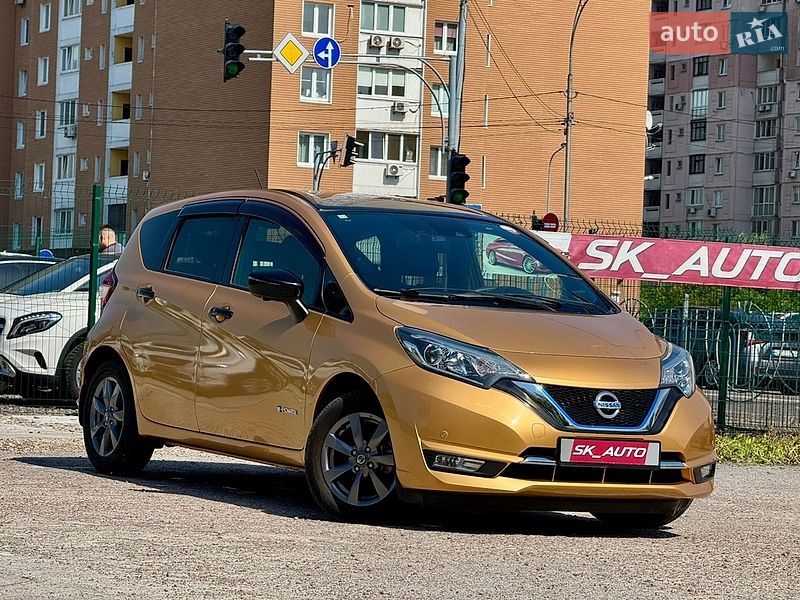 Хэтчбек Nissan Note 2018 в Киеве