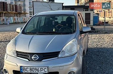 Хэтчбек Nissan Note 2012 в Львове