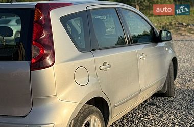 Хэтчбек Nissan Note 2012 в Львове