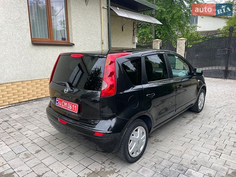 Хэтчбек Nissan Note 2006 в Ивано-Франковске