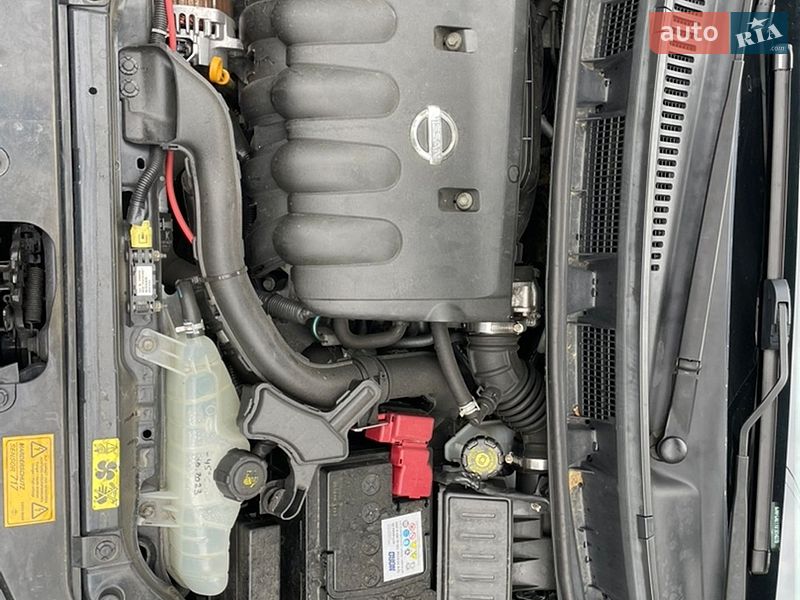 Хэтчбек Nissan Note 2006 в Ивано-Франковске