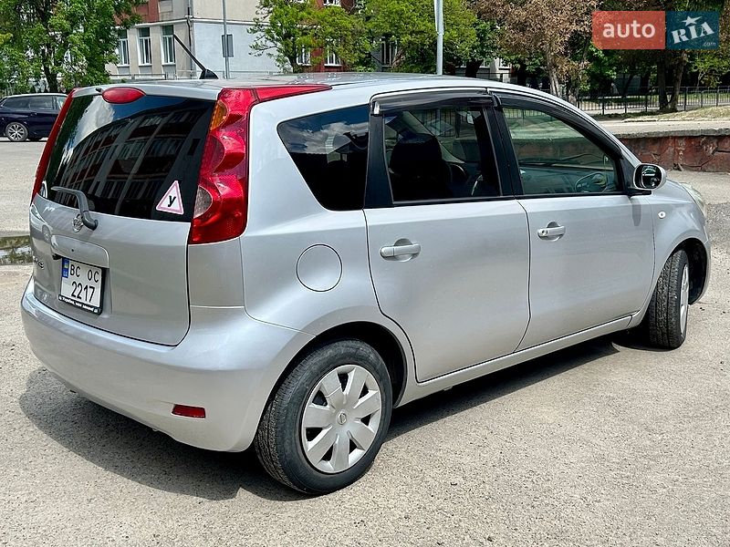 Хетчбек Nissan Note 2012 в Львові