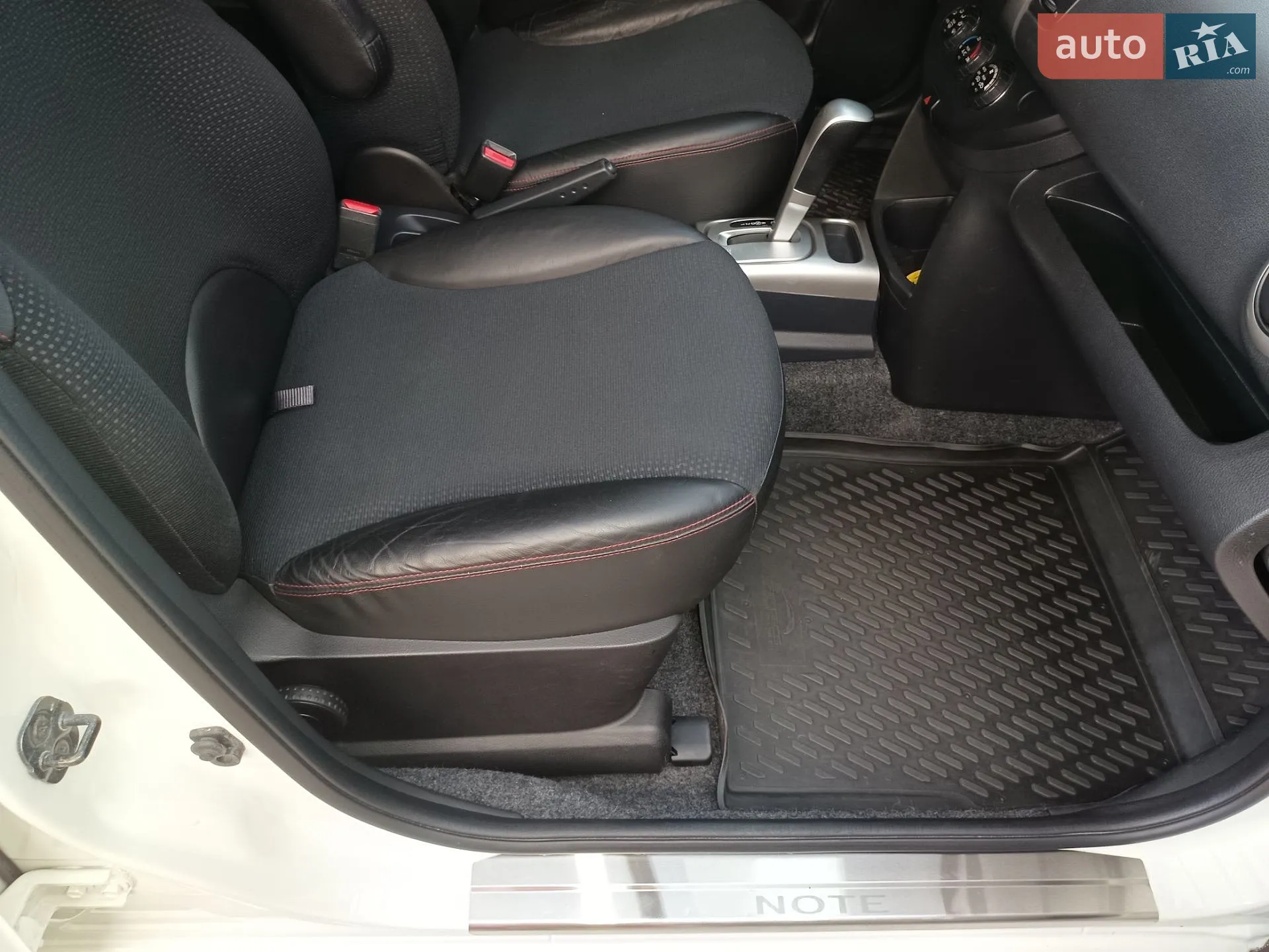 2010 Nissan Note - мініатюра 25