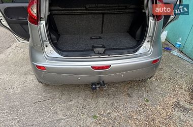Хэтчбек Nissan Note 2010 в Одессе
