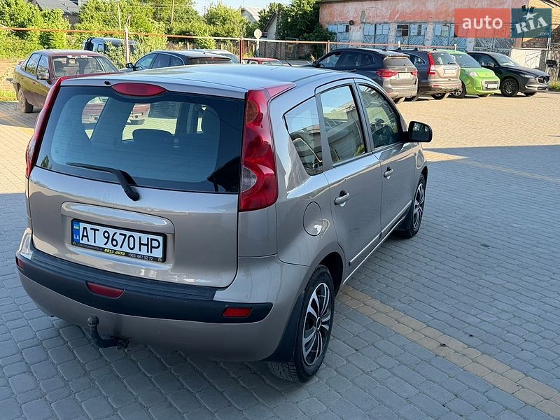 Хэтчбек Nissan Note 2007 в Коломые