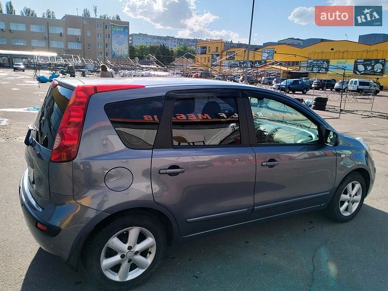 Хэтчбек Nissan Note 2007 в Житомире