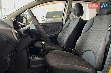 Хетчбек Nissan Note 2006 в Львові