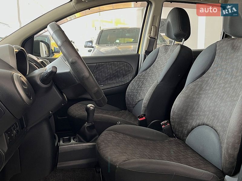 Хетчбек Nissan Note 2006 в Львові