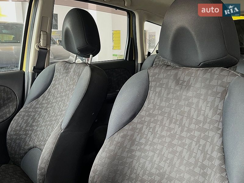 Хетчбек Nissan Note 2006 в Львові