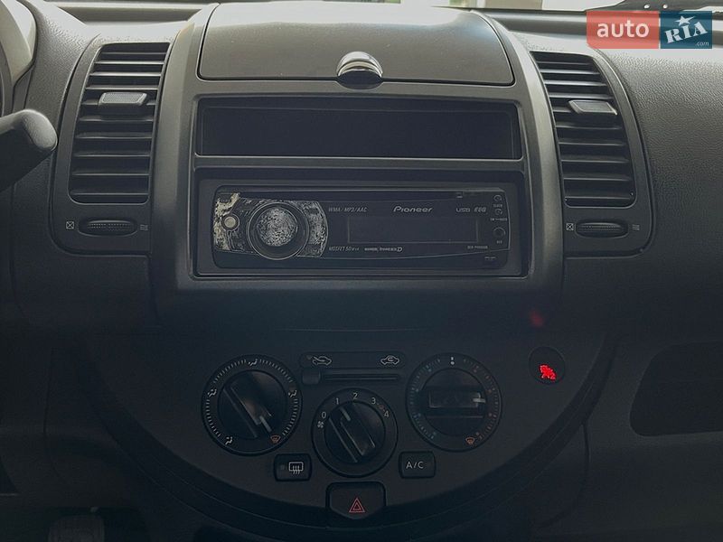 Хетчбек Nissan Note 2006 в Львові