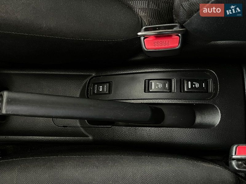 Хетчбек Nissan Note 2006 в Львові