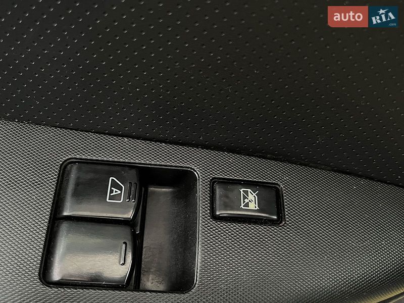 Хетчбек Nissan Note 2006 в Львові