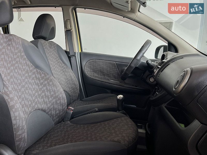 Хетчбек Nissan Note 2006 в Львові