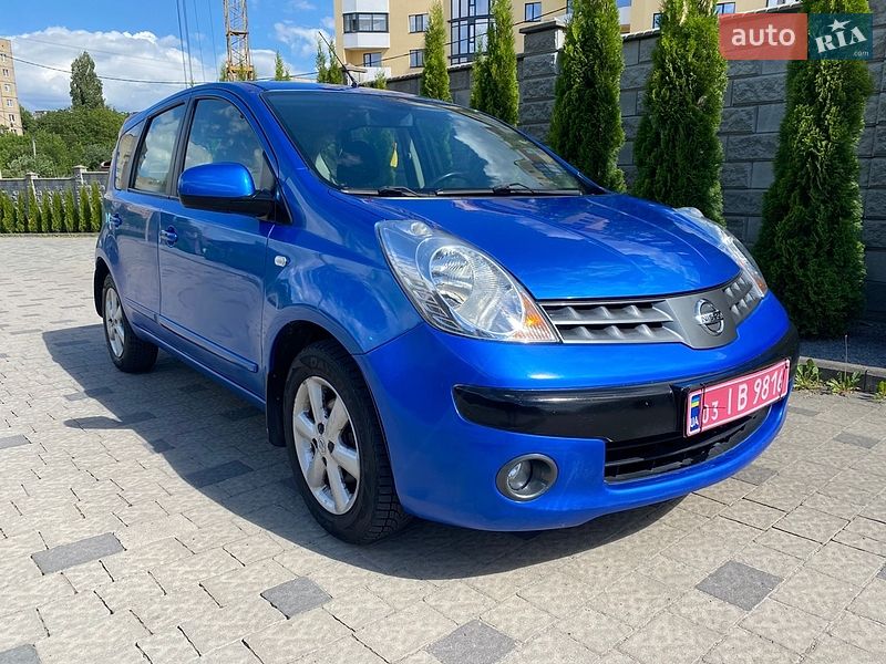 Хэтчбек Nissan Note 2006 в Ровно