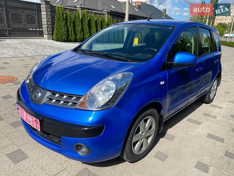 Хэтчбек Nissan Note 2006 в Ровно