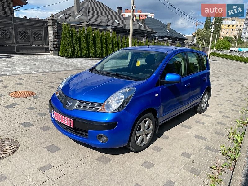 Хэтчбек Nissan Note 2006 в Ровно