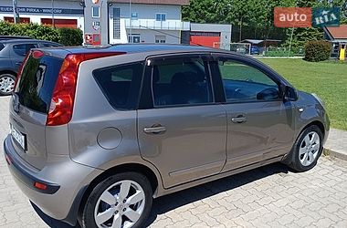 Хэтчбек Nissan Note 2006 в Киеве
