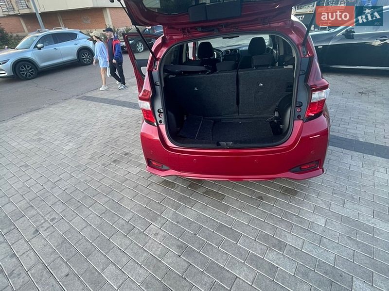 Хэтчбек Nissan Note 2017 в Одессе