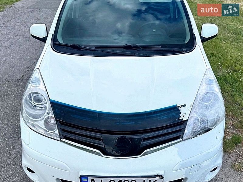 Хэтчбек Nissan Note 2012 в Киеве