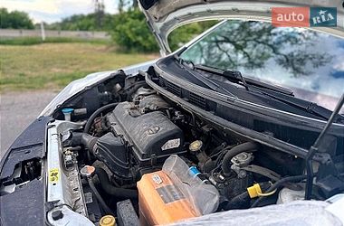 Хэтчбек Nissan Note 2012 в Киеве
