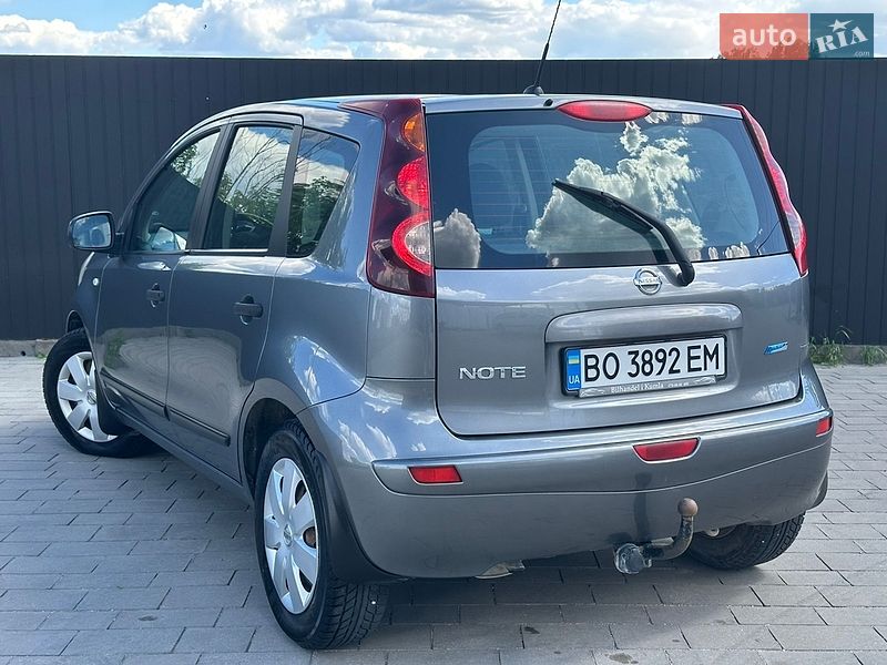 Хэтчбек Nissan Note 2010 в Тернополе фото 15 Хэтчбек Nissan Note 2010 в Тернополе