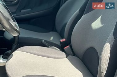 Хэтчбек Nissan Note 2010 в Тернополе фото 28 Хэтчбек Nissan Note 2010 в Тернополе