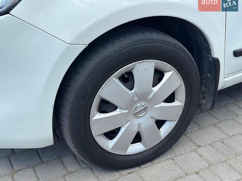 Хэтчбек Nissan Note 2011 в Одессе