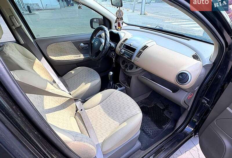Хетчбек Nissan Note 2006 в Києві фото 5 Хетчбек Nissan Note 2006 в Києві