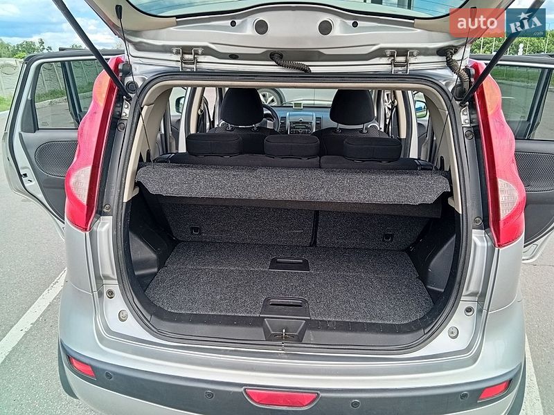 Хетчбек Nissan Note 2006 в Полтаві