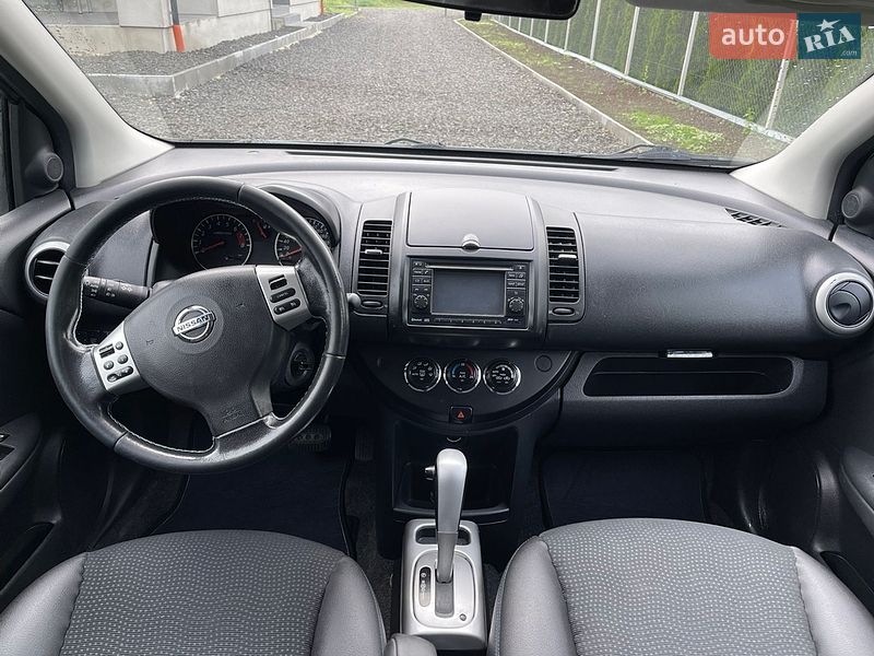 Хэтчбек Nissan Note 2012 в Луцке